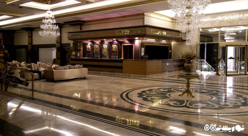 میز پذیرش هتل هرینگتون پارک ریزورت